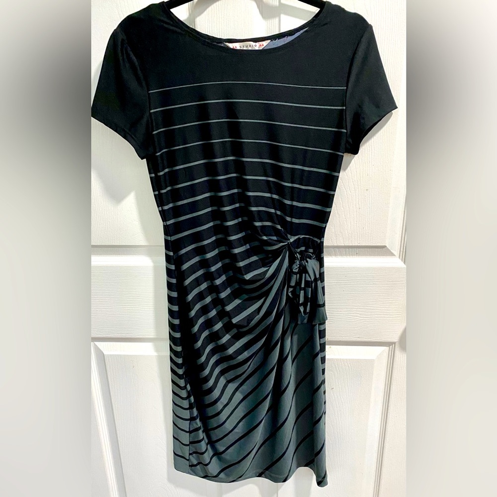AA Studio AA Black & Gray Striped Waist Singed Bodycon Midi Dress. Size 6.